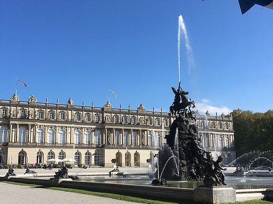 Fama Fountain