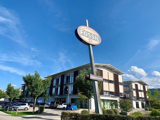 FOSSIL Outlet Store